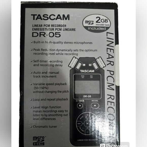TASCAM DR-05 Portable Digital Audio Recorder NEW - Picture 1 of 4